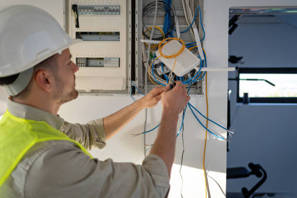 Best Circuit Breaker Repair  in Montara, CA
